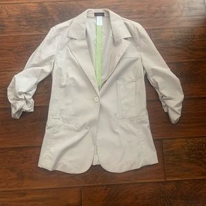 Mark. Lightweight blazer